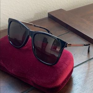 A brand new💫 Gucci sunglasses